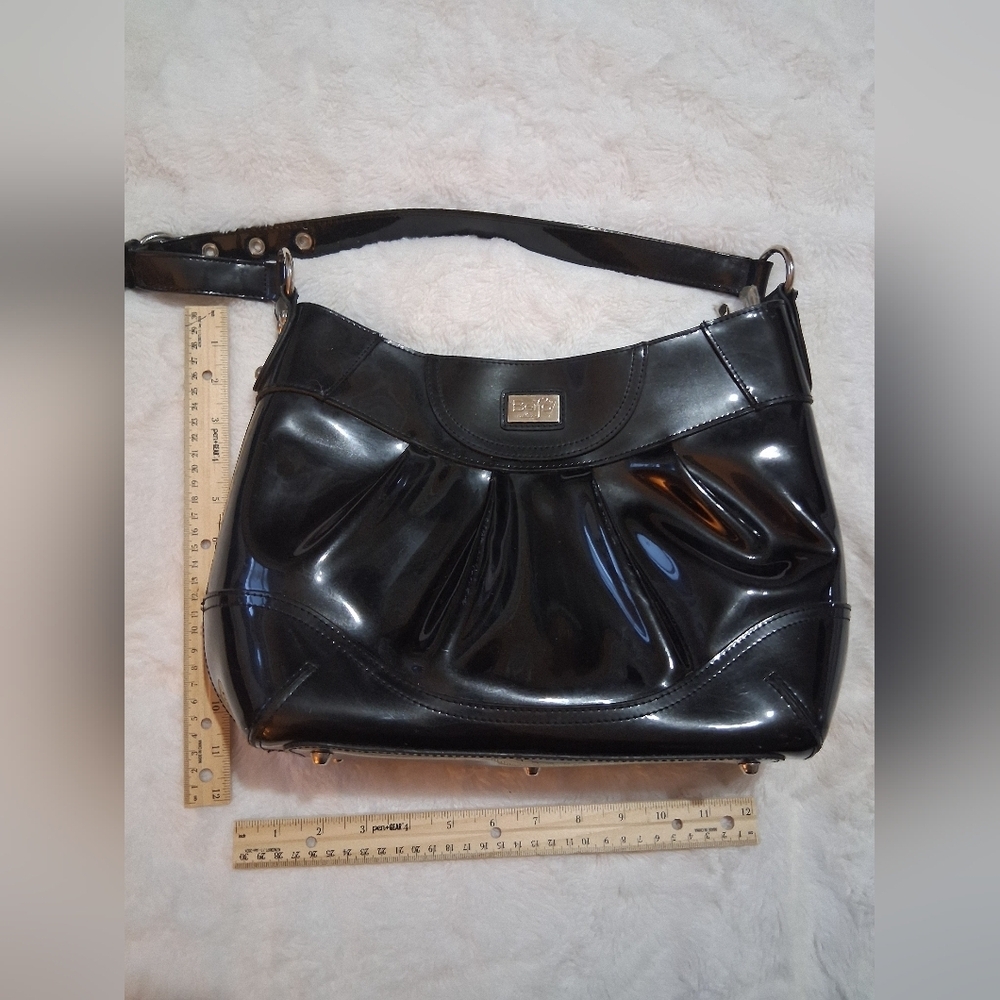 Elegant Black Women's Bag - Picture 2 of 5
